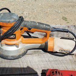 Ridgid R2611 Dual Random Orbital 6" Corded Sander With Soft Start And Dust Bag , EXCELLENT WORKING CONDITION 