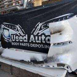 19-22  X5 REAR BUMPER M SPORT.  OEM W / SE NSORS HOLES