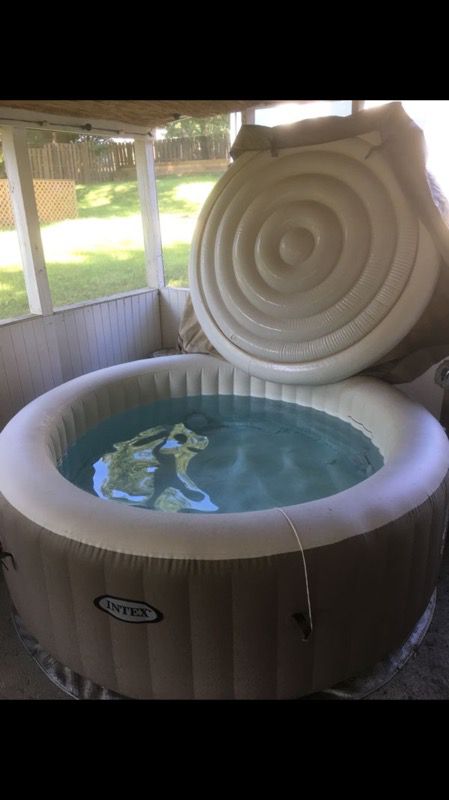 Inflatable Intex PureSpa / Jacuzzi - 4 person Spa