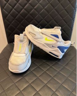 Nike Air Max Toddler Sneakers – Size 9C – White/Blue