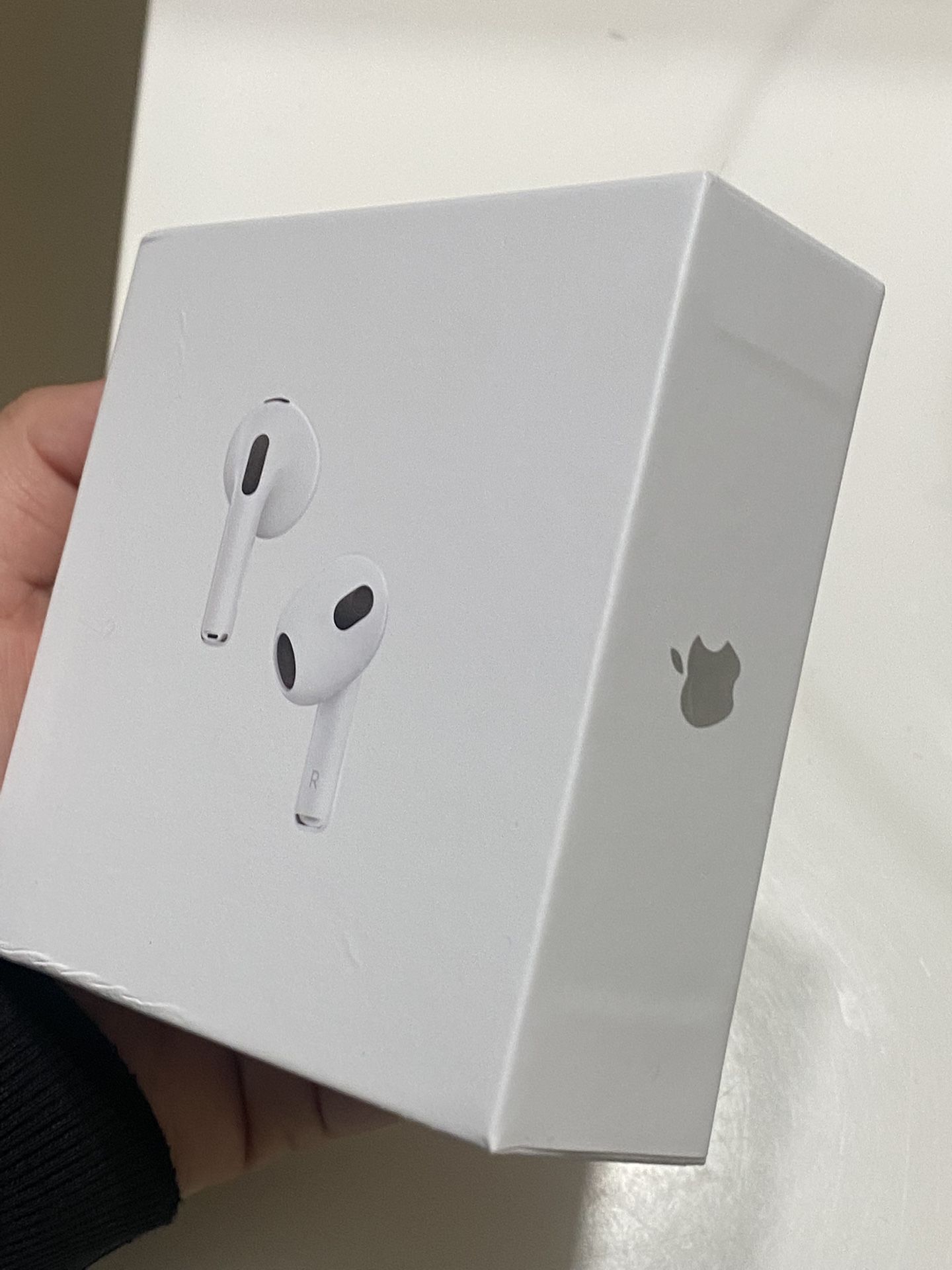AirPods Gen 3
