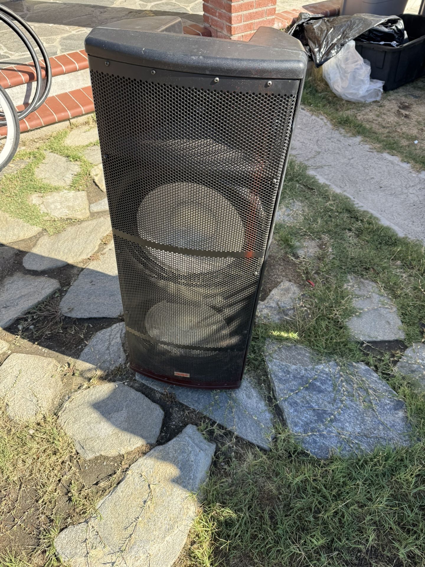 AVIA I7-P1526BH Bluetooth Party Speaker