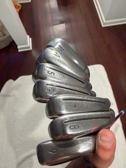 Taylormade sim 2 max irons