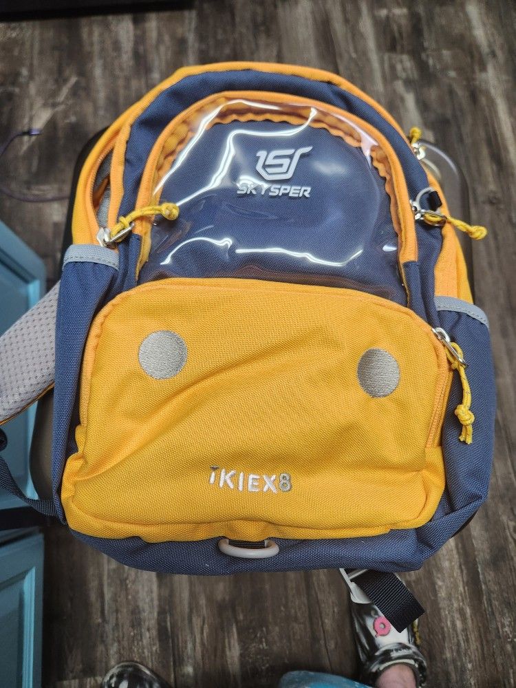 Toddler Backpack W/ Safety Leash
