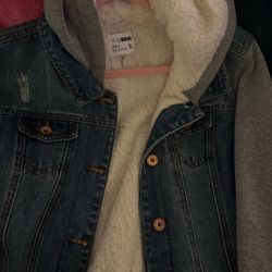 Fuzzy Jean Jacket Really Cute Only Used Once Just To Big For Me It’s Size XL