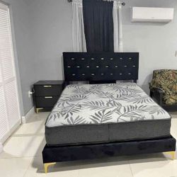 BLACK & Gold BEDROOM SET