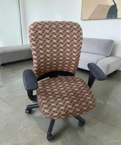 Haworth Look Ergonomic Task Chair – $200 📦 Florida