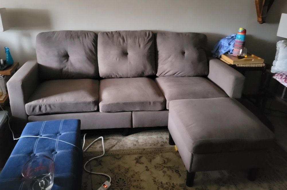 Small Couch w/ storage Ottoman