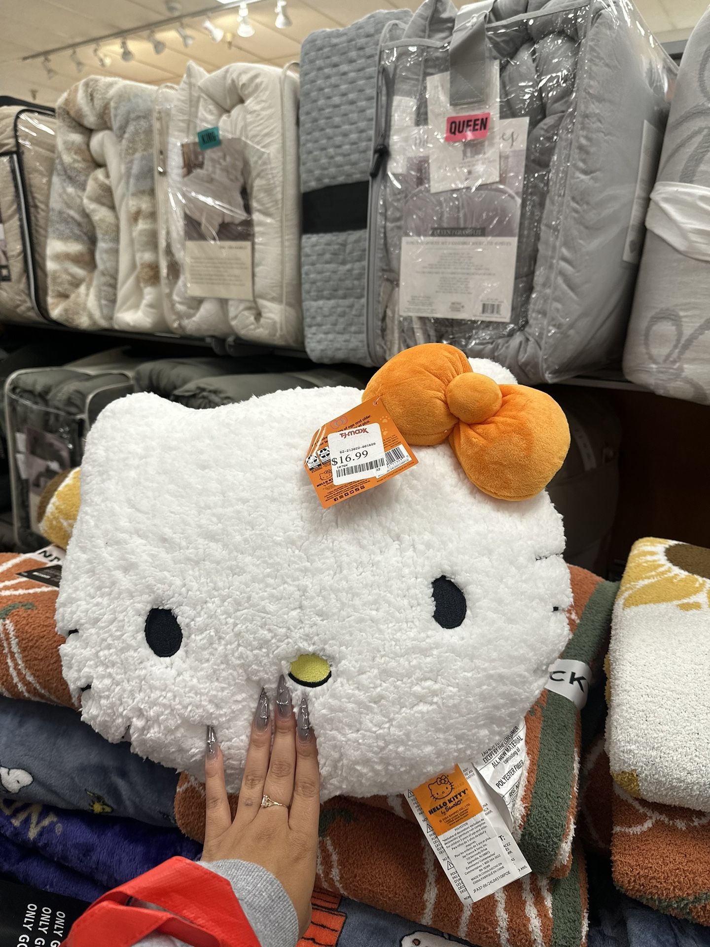 hello kitty pillow