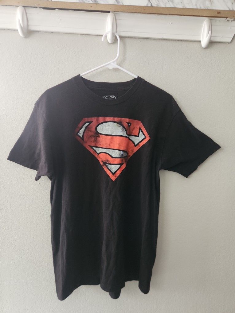 Superman War Torn Shield Licensed Adult T-Shirt