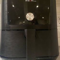  Instant Pot Vortex 6 QT Multi  Air Fryer. 