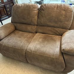 Suede Power Reclining Sofa (69”W x 40”H x  30”D) 