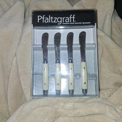 Pfaltzgrff Gourmet Spread Knivess