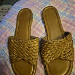 NINE WEST  SIZE 9.5 M ORIGINAL PRICE $59.