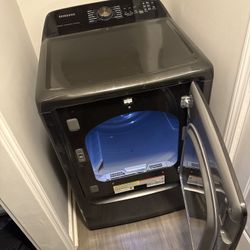 Lightly Use Washer And Dryer