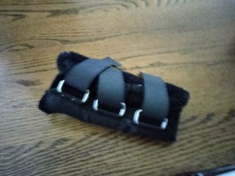 Rolyan XS Right Wrist Hand Brace