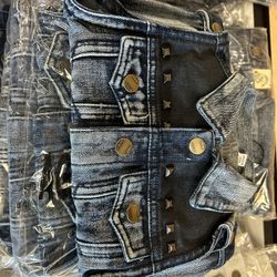     Womens Clothing Jean Vest 