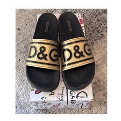 Gold Dolce & Gabbana Slides