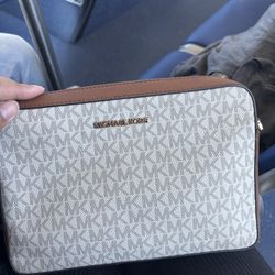 Michael Kors purse