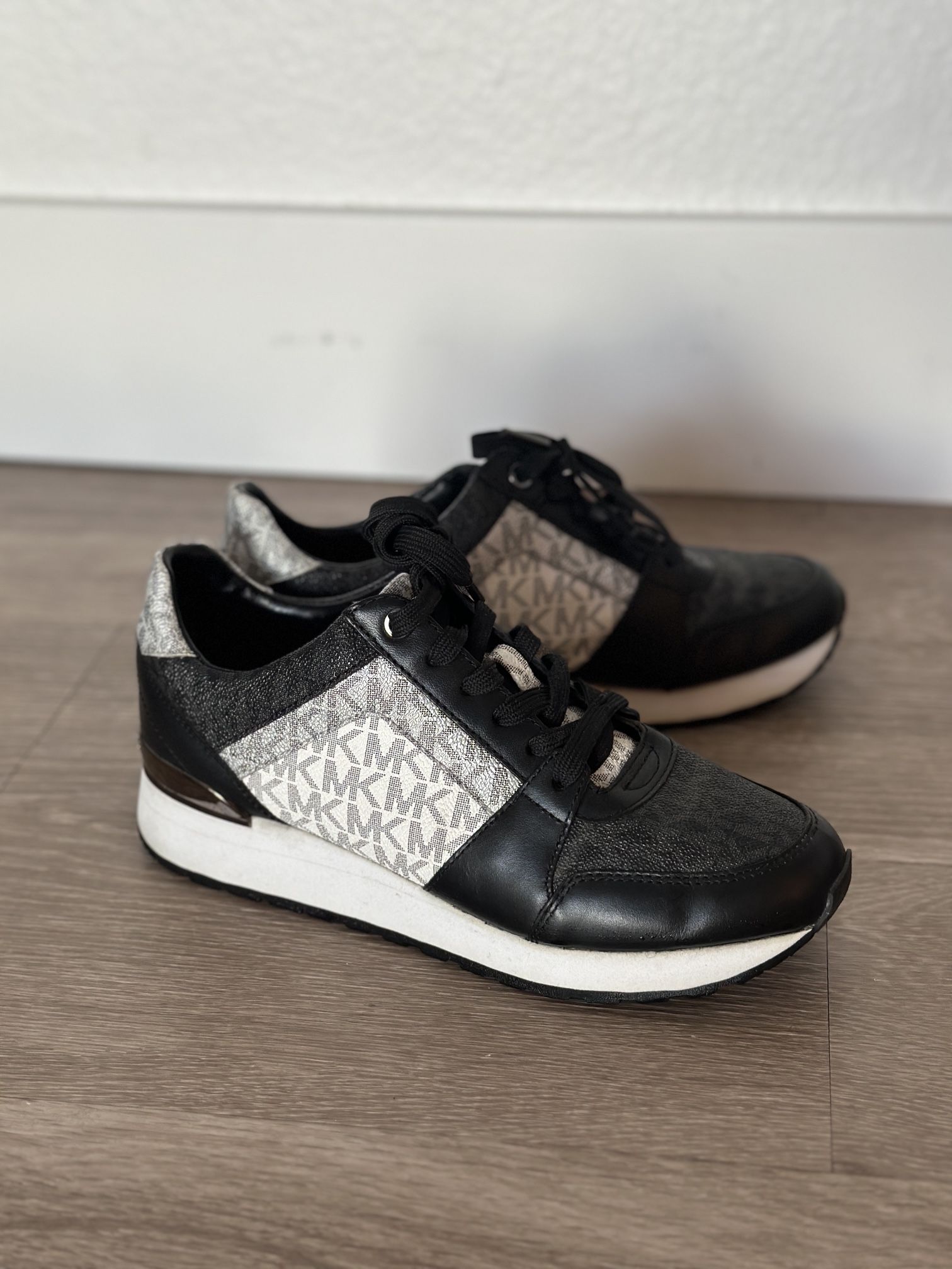 Michael Michael Kors Sneakers , White Black With Silver Accent , Size: 7.5M