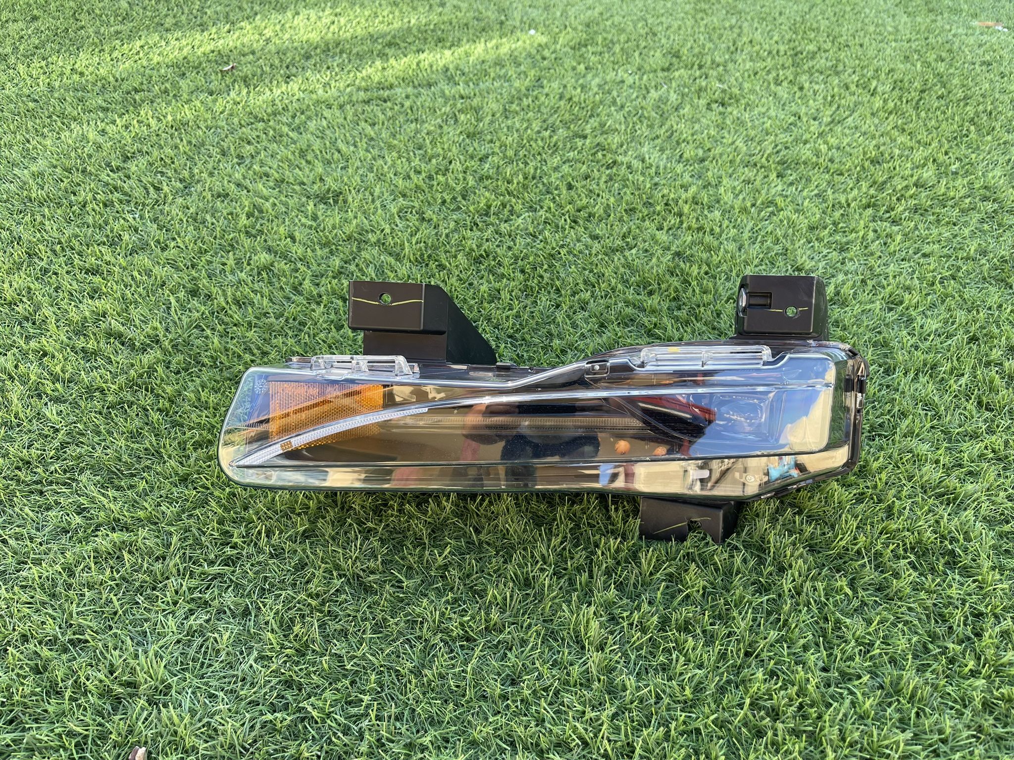 Tesla Model X Turn Signal 2021-2024, Tesla Model X Fog Light, Tesla Model X Foglight, OEM ORIGINAL PART, Left Side 