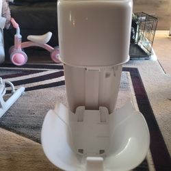 Genie Diaper Trash Can
