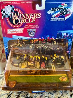 Winner's Circle Dale Earnhardt Daytona 500 Die Cast Set