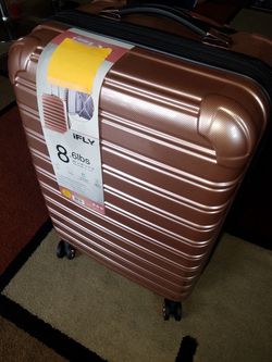 NEW iFLY Luggage 24"