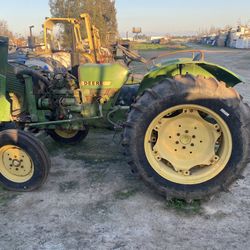 John Deere 950 Tractor