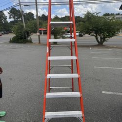 10 Ft Fiberglass A Ladder