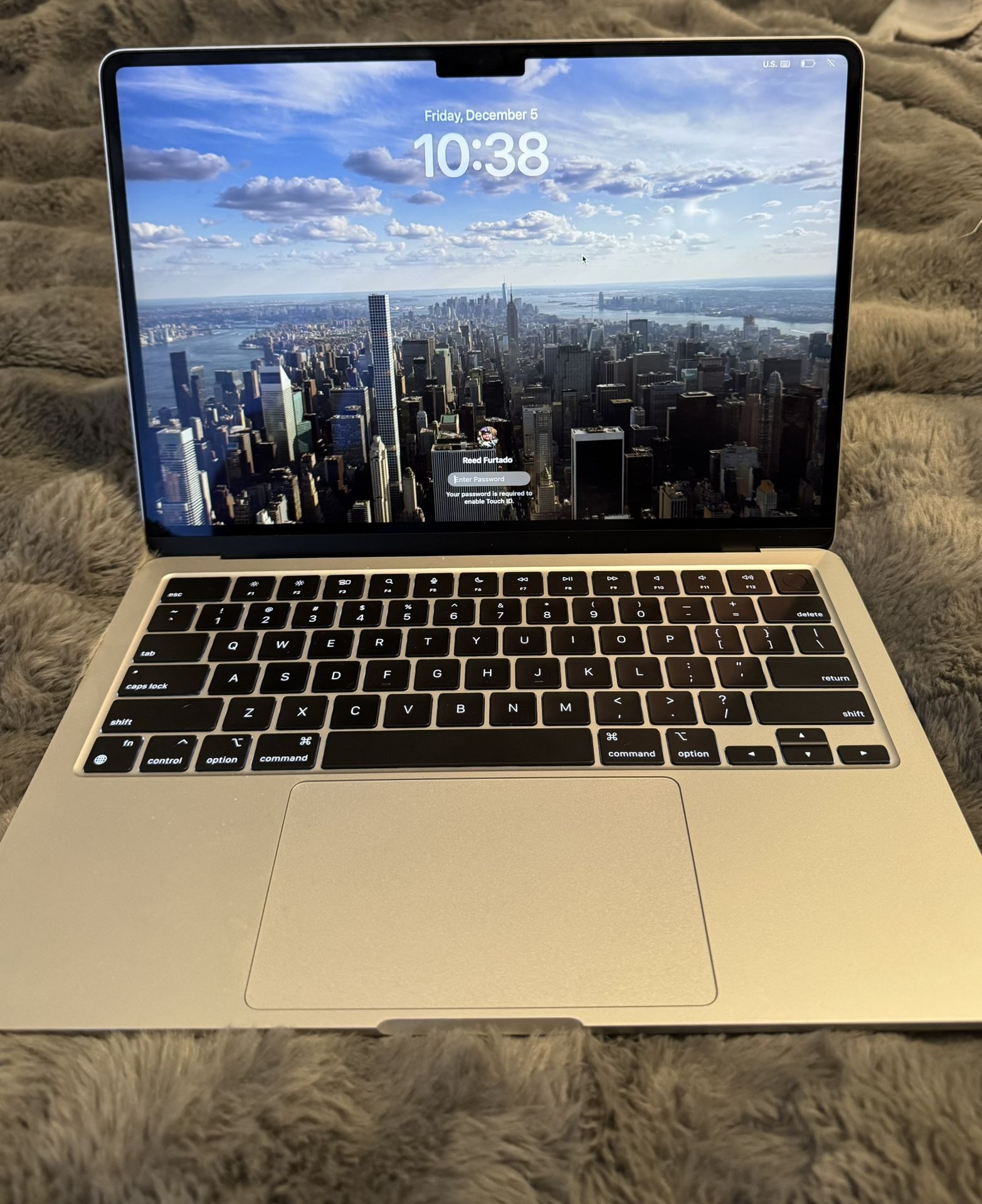 13-inch MacBook Air with M2 chip