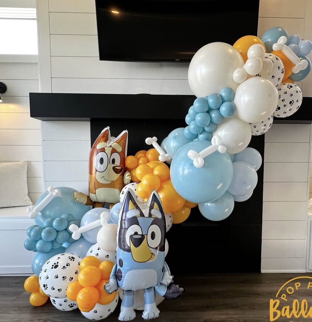 Bluey Balloon Garland $250