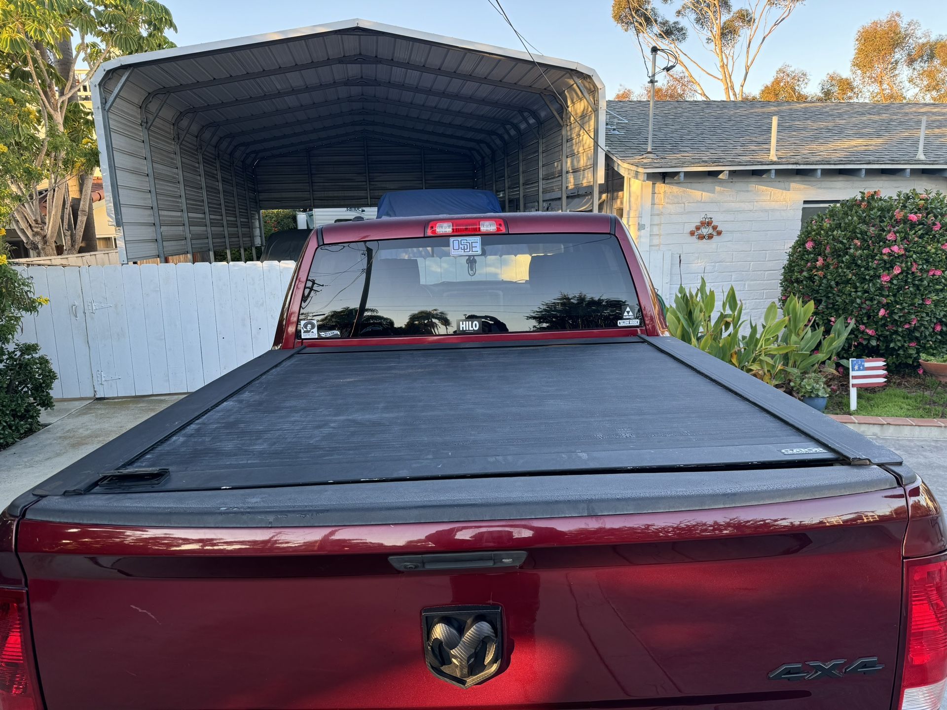 Sliding/Locking Tonneau Cover