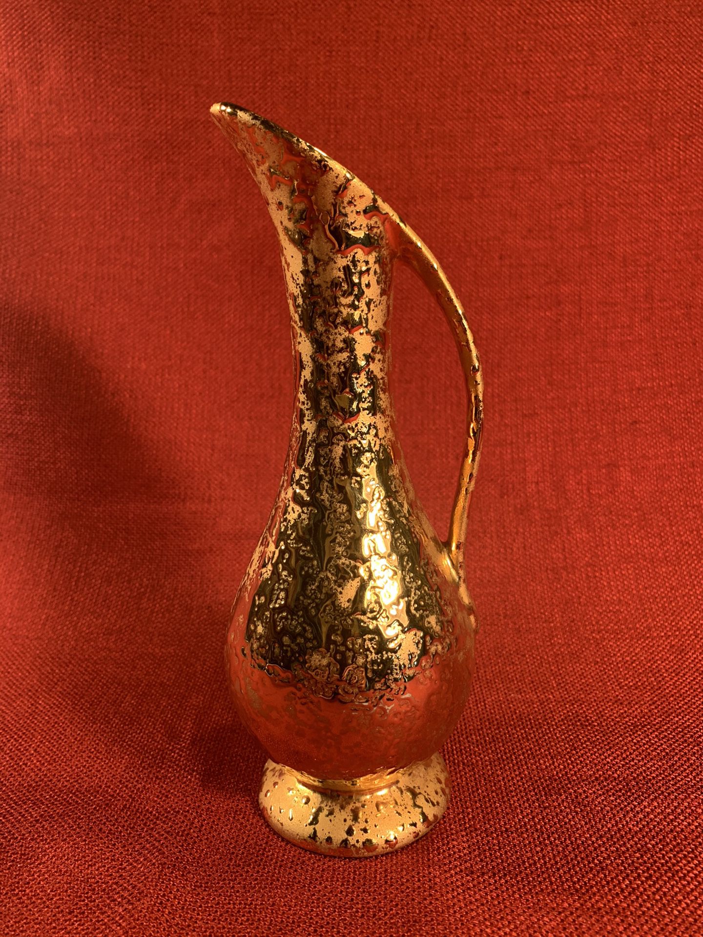 DIXON ART STUDIOS Vintage Weeping 22K-Gold Handled Vase (Height: 8-1/4”)