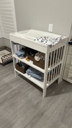 Changing table
