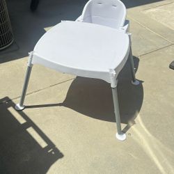 Convertible High Chair/Table