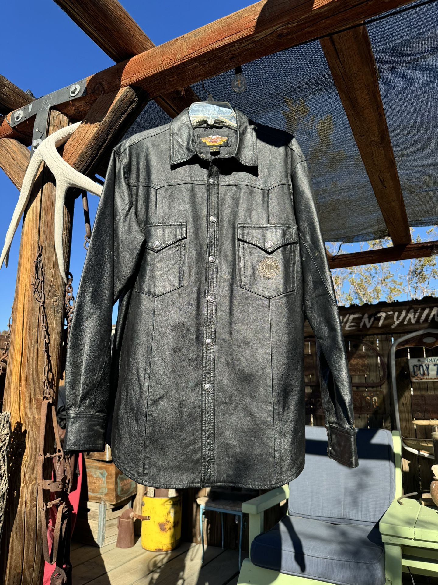 Harley Davidson XL Vintage Leather Shirt