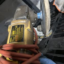 DeWalt Angle Grinder (DW489, Corded)