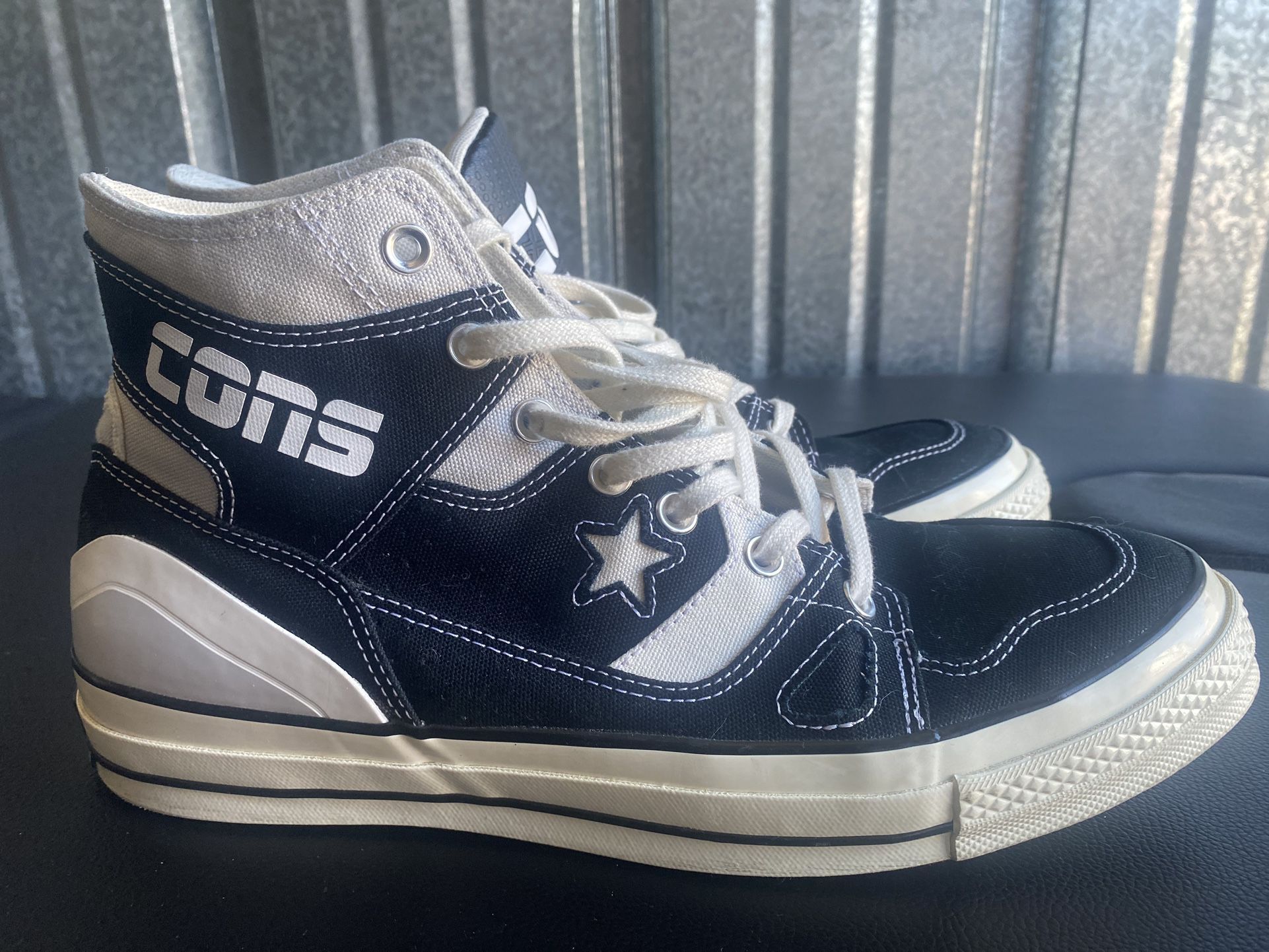 Converse Hightops Chuck Taylor Size 12 Make An Offer