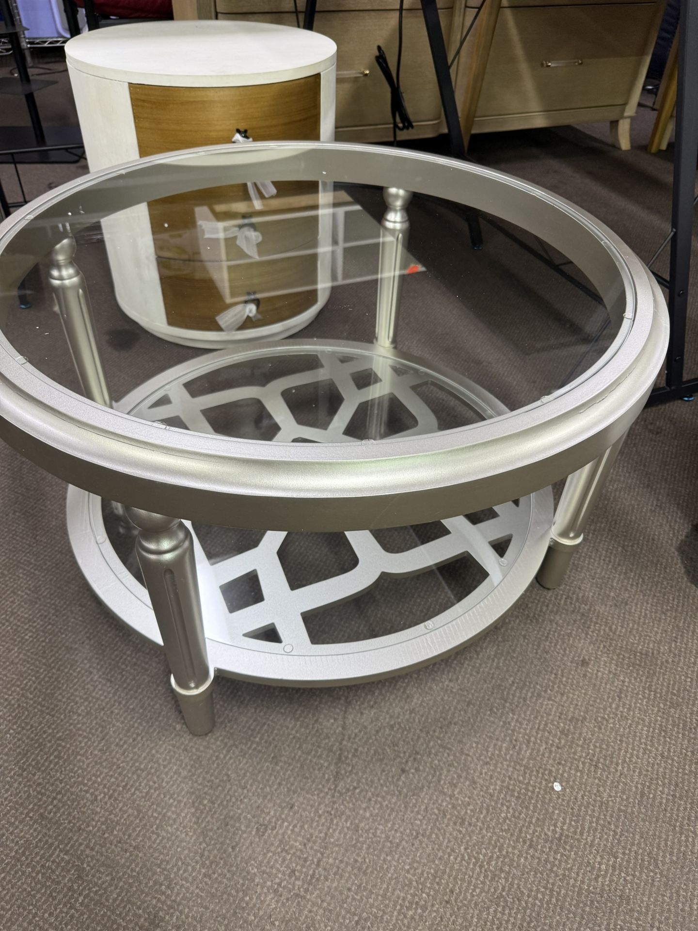 Glass coffee table, 32 round coffee tables