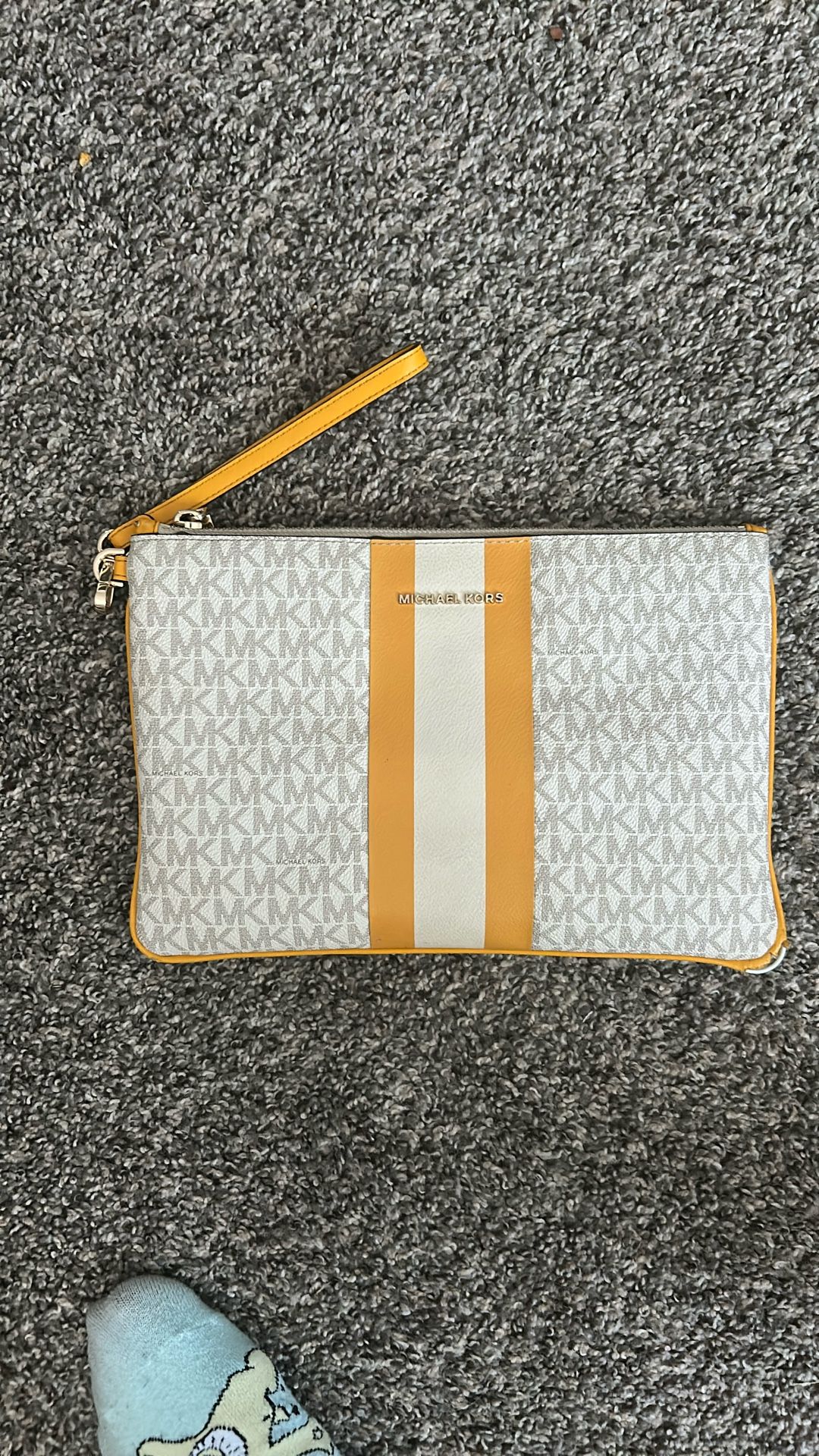 Michael Kors Messenger Bag & Wallet