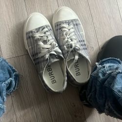 burberry converse