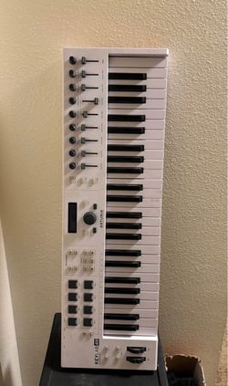 Arturia KeyLab 49 Essential Keyboard