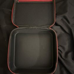Small Case With Pouch 