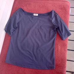 Blushe impressions shirt size Medium 