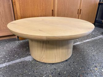 NEW! RESTORATION HARDWARE Oslo Pedestal 30″ Round Coffee Table