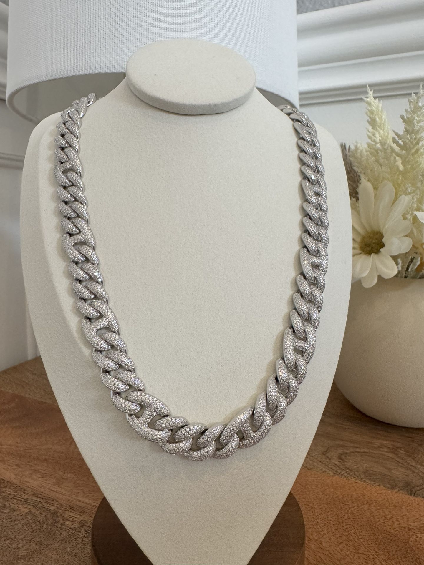 New Moissanite 12MM 22In Cuban Link Chain Hip Hop Necklace, 18K White Gold Plated Sterling Silver