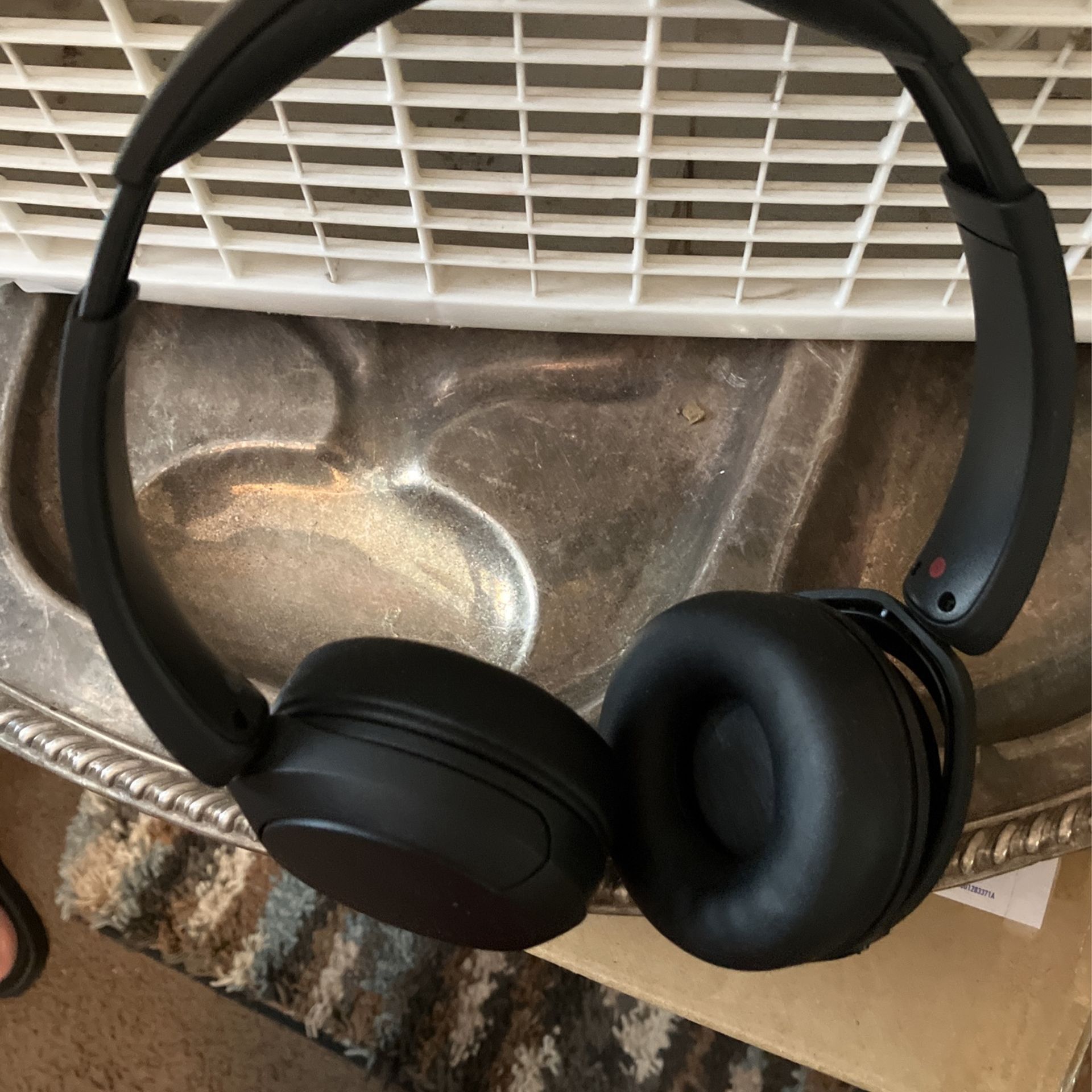 Cordless Sony Headphones