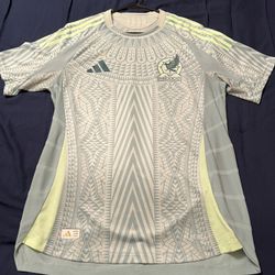 Mexico Authentic 2024 Away Jersey! Size Large. OBO