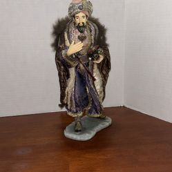 Members Mark 2005 Wiseman 13 1/2” X 7” Hand Painted B28